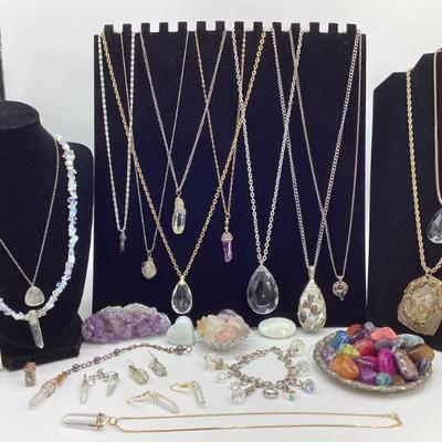 Sale Photo Thumbnail #32: Crystals, Gemstones, Rocks, Spiritual, Healing, and Energy