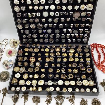Jewelry made from Recycled & Upcycled Buttons