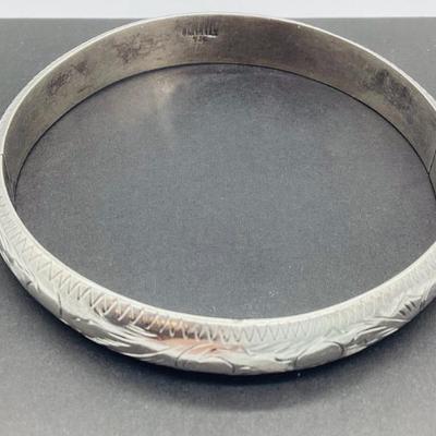 Sale Photo Thumbnail #144: Vintage Sterling Silver Hinged Bangle Bracelet