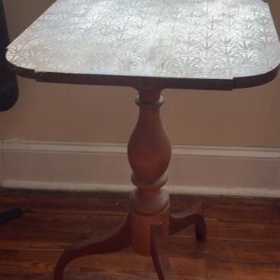 Sale Photo Thumbnail #28: Wood plant stand