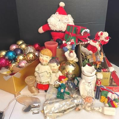 Vintage Christmas Decor And Ornaments 