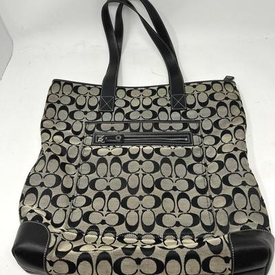 Coach Signature Bag - Certified Authentic