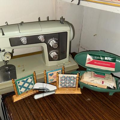 Vintage Kenmore Sewing Machine & Accesories