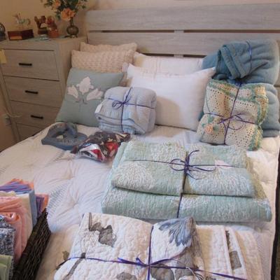 Sale Photo Thumbnail #122