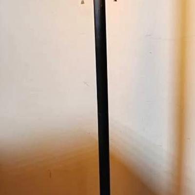 Tiffany-style Floor Lamp 