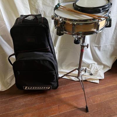 Ludwig Rocker Elite LRS313EC Piccolo Snare Drum w/case & stands