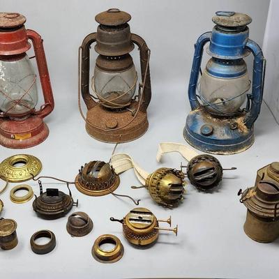 Antique Hurricane Lanterns, Oil Lamps & Oil Lamp Parts