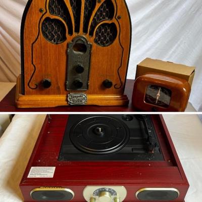 Studebaker Vinyl Player, Thomas Museum Series Cassette Player/Radio, Mini Battery-Operated Radio