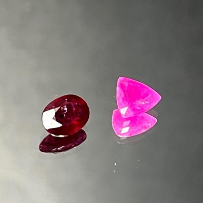 Madagascar Ruby Oval 8x5mm  1.0 CT and Serengeti Ruby Trillion 6x6mm 0.90 CT ~ Vivid Pink | Deep Red