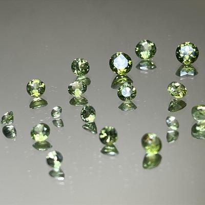 Peridot Round - Small Sizes 4mm 3mm 5.00 CTTW