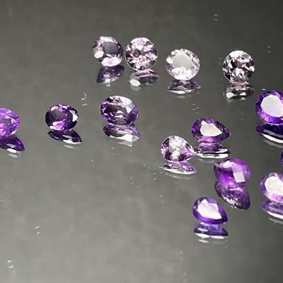 Amethyst 9.50 CTTW - Rounds 6mm, Ovals 7x5mm, Pear-Shaped 8x5mm - Silvery Lilac to Lavender