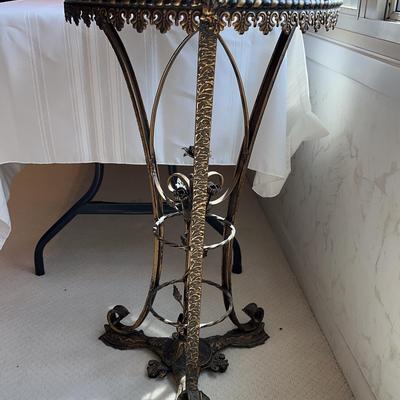 Marble Top Decorative Metal Stand