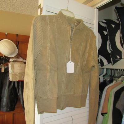 Sale Photo Thumbnail #120