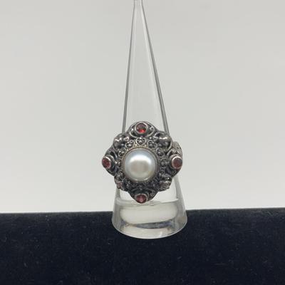 Garnet And Pearl Ring 