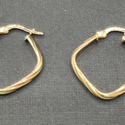 Square Shaped Gold Hoop Earrings 