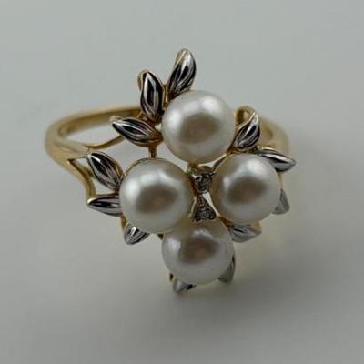 14k Yellow Gold Pearl Ring