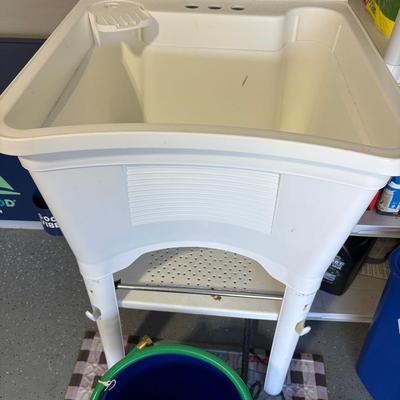Utility Wash Sink, Garden Hose, Lowes 5 Gal Bucket 