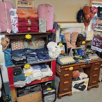 Sale Photo Thumbnail #39