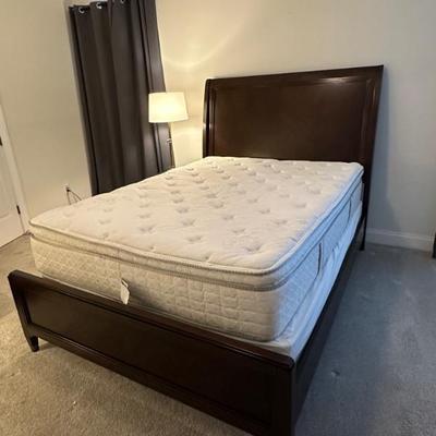 Bassett Queen Bed