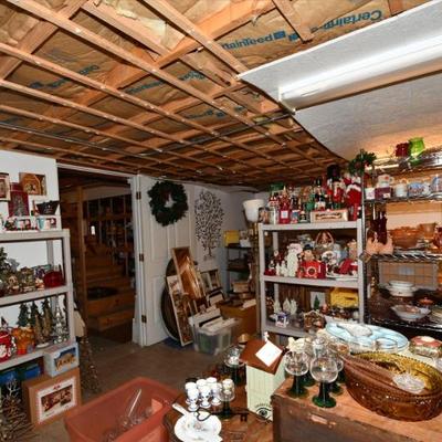 Storage room 15)