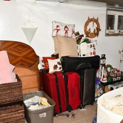 Storage room 31)