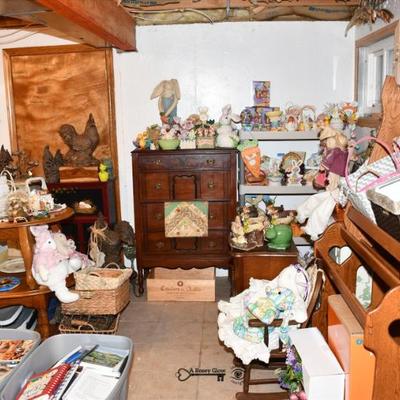 Storage room 3)