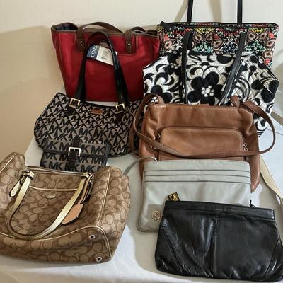 Assortment Of Purses 