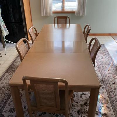 Dinning Table And Chairs