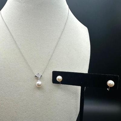 14K White Gold Cultured Pearl & Diamond Jewelry Set
