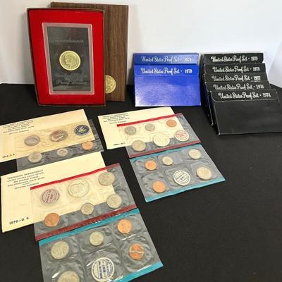 U.S. Mint Proof & Uncirculated Coin Sets (1965–1979, Mostly San Francisco Mint) - Lot P