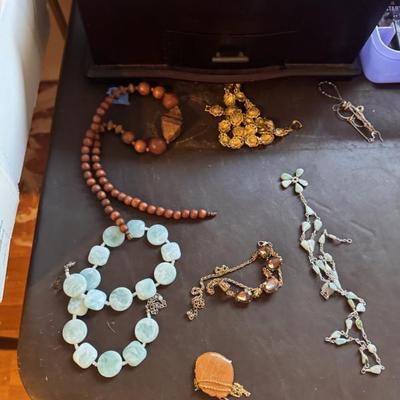 Sale Photo Thumbnail #171