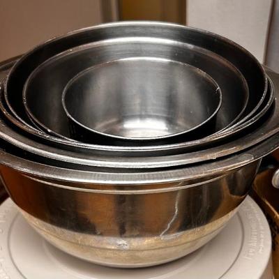 kitchenware