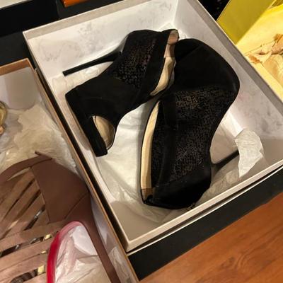 Sale Photo Thumbnail #149