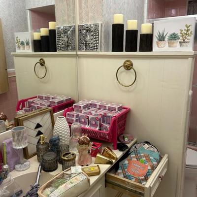 Sale Photo Thumbnail #67