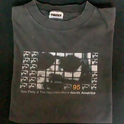 Tom Petty & Heartbreakers Concert Shirt 1990s