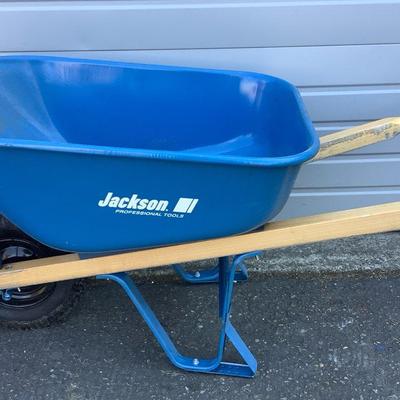 Jackson Wheelbarrow 
