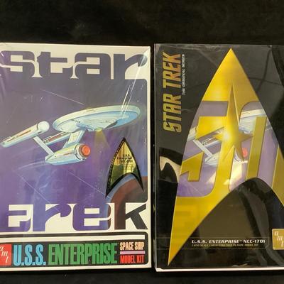 AMT Star Trek U.S.S. Enterprise Space Ship Model Kits. 