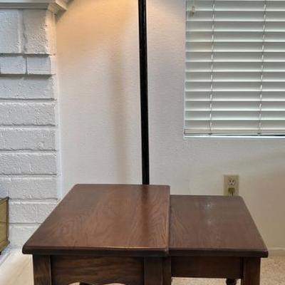 As141 vintage nesting tables and lamp