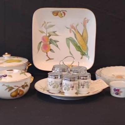 As178 royal worcester fine porcelain, 1961 england cookware