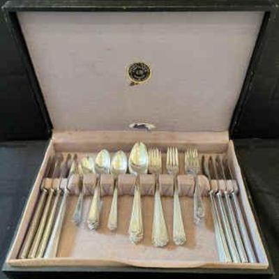 As163 holmes and edwards silver plated flatware