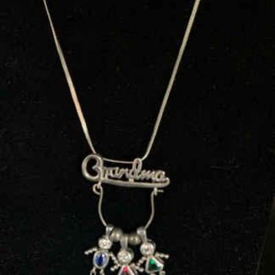 As150v silver grandma necklace