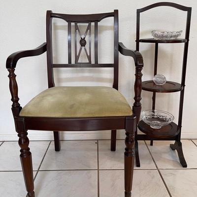 As137 vintage chair with tiered stand and crystal decor