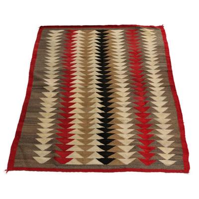 NAVAJO DAZZLER AMERICAN NATIVE AMERICAN INDIAN THROW RUG | early-mid 20th century
