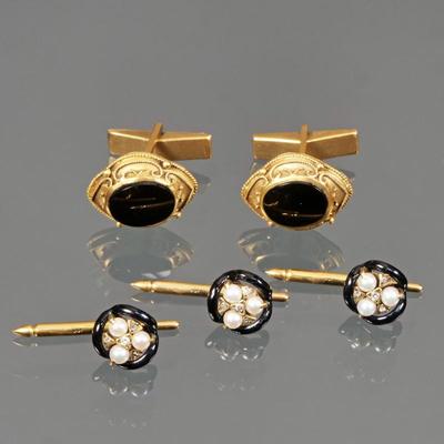 (5pc) 14K GOLD, JET, DIAMOND, & PEARL MEN'S DRESSING SET | Including a pair of yellow gold and jet (or other black stone)...