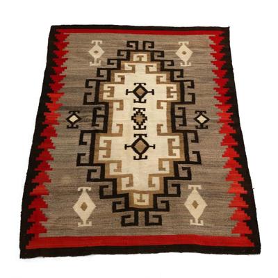 SOUTHWESTERN AMERICAN INDIAN NAVAJO WEAVING / THROW RUG | mid 20th century
Handwoven smaller size rug 
w. 47 x l. 69 in.