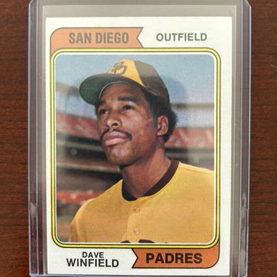 1974 Topps Baseball Card. Dave Winfield Rookie Card. Card #456