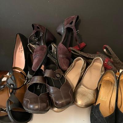 Euro Chic Shoes and Vintage Heels Size 9-9.5 with Dansko