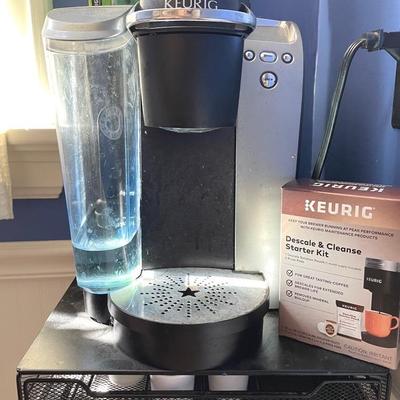 Keurig Coffeemaker With Pod Drawer 