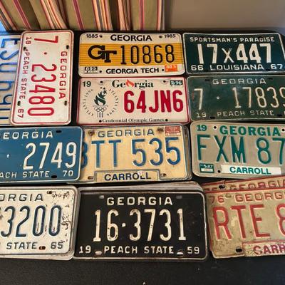 Sale Photo Thumbnail #41: Great Collection of Vintage License Plates