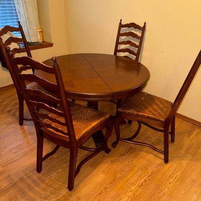 Dining For Four 